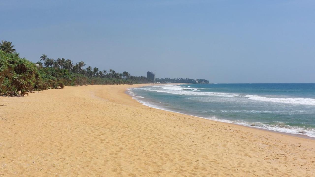 Bandulas Beach House Hikkaduwa Ngoại thất bức ảnh