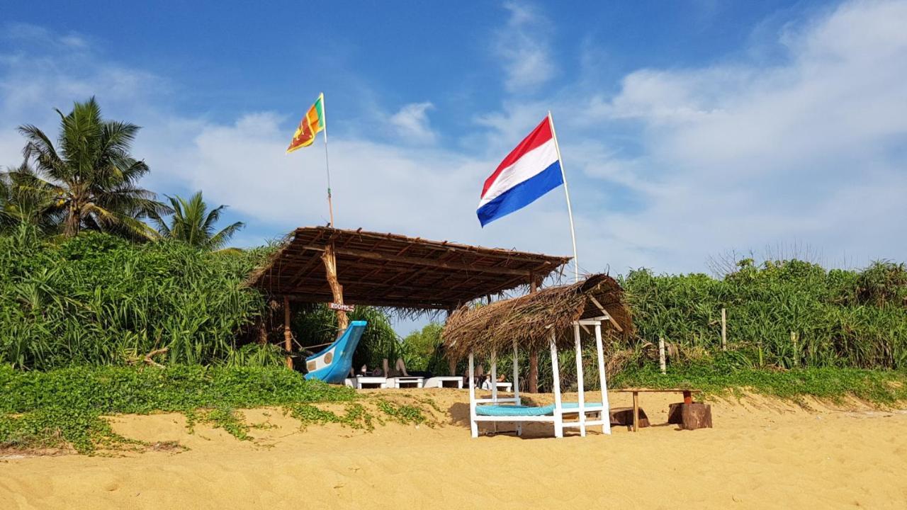 Bandulas Beach House Hikkaduwa Ngoại thất bức ảnh