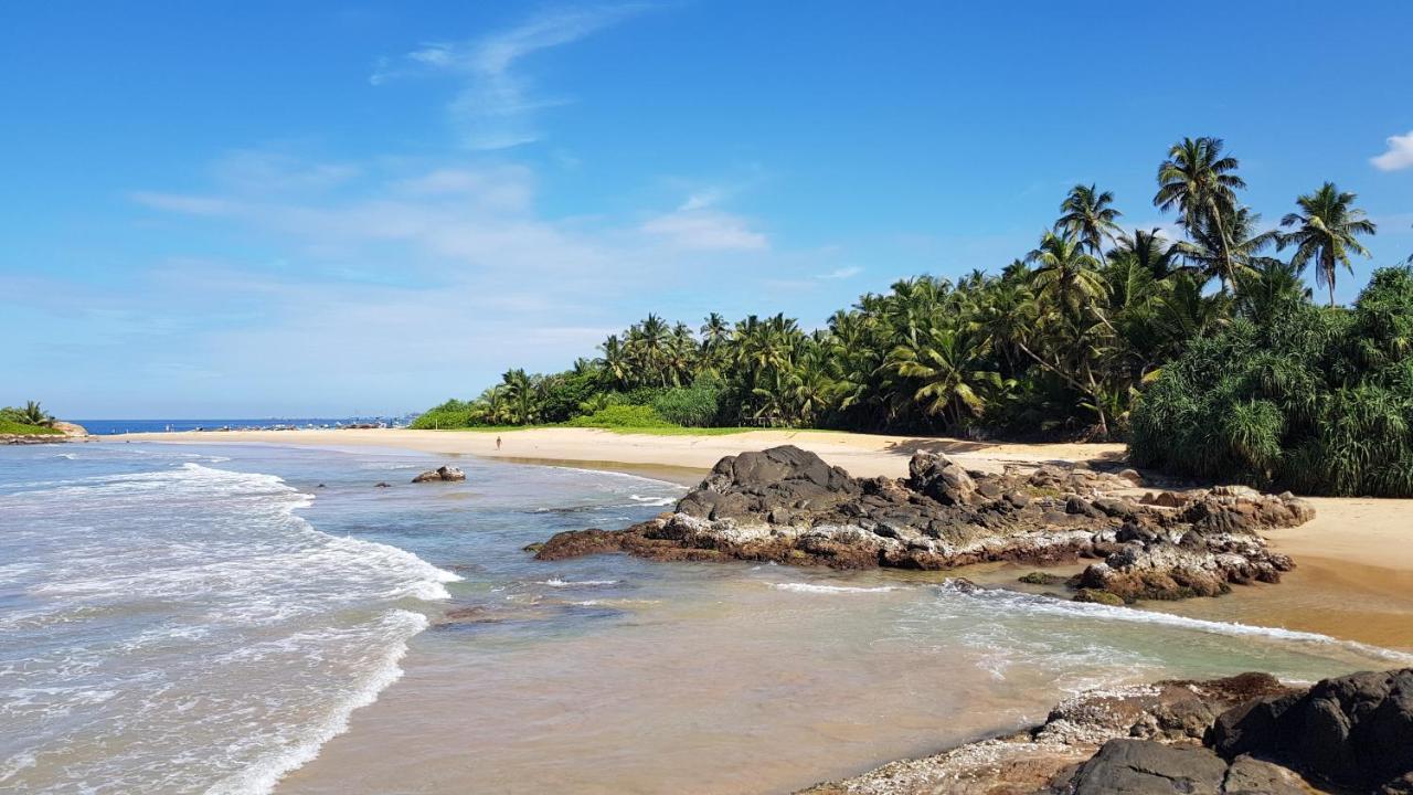 Bandulas Beach House Hikkaduwa Ngoại thất bức ảnh