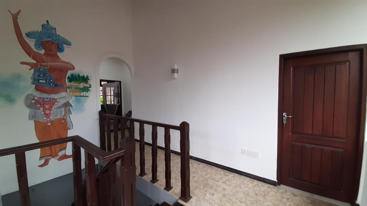 Bandulas Beach House Hikkaduwa Ngoại thất bức ảnh