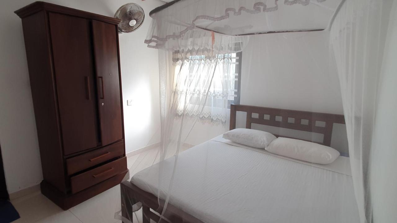 Bandulas Beach House Hikkaduwa Ngoại thất bức ảnh